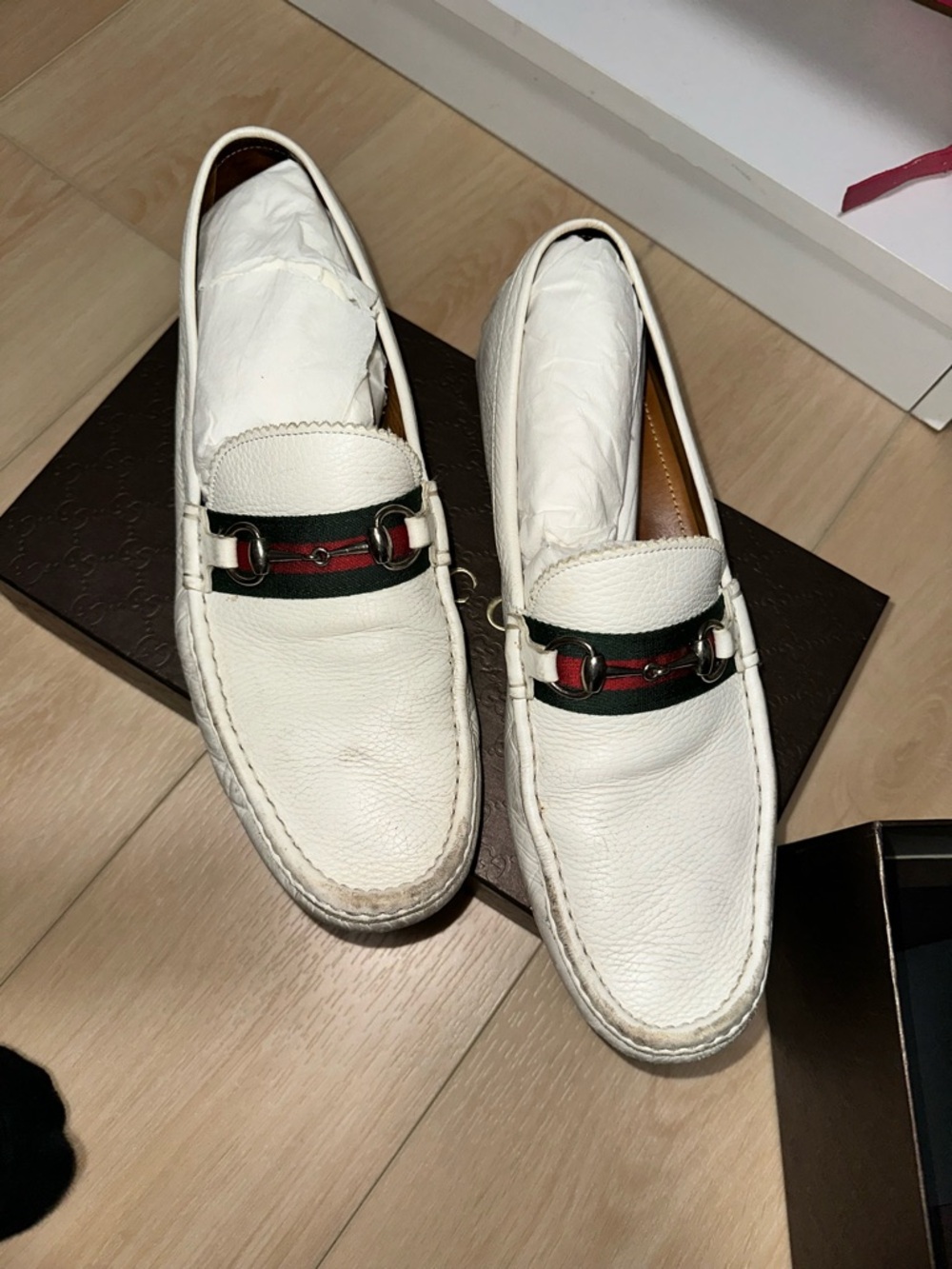 AUTHENTIC Gucci White Leather Men's Horsebit Loafers with Green-Red Web